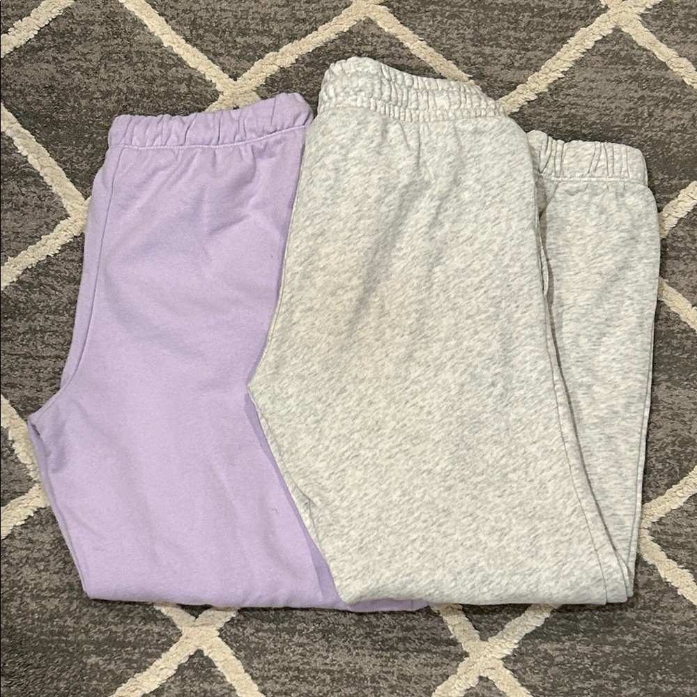 Bundle of 2 Old Navy Sweatpants / Joggers, Lavender and Gray
